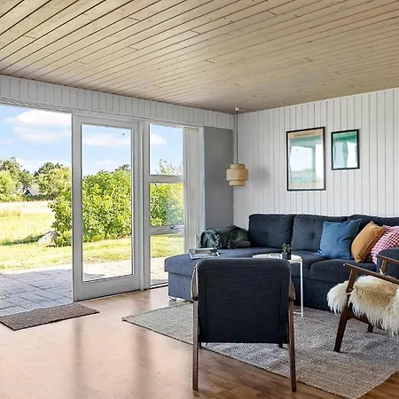 Holiday home 2 Bedroom Amazing In